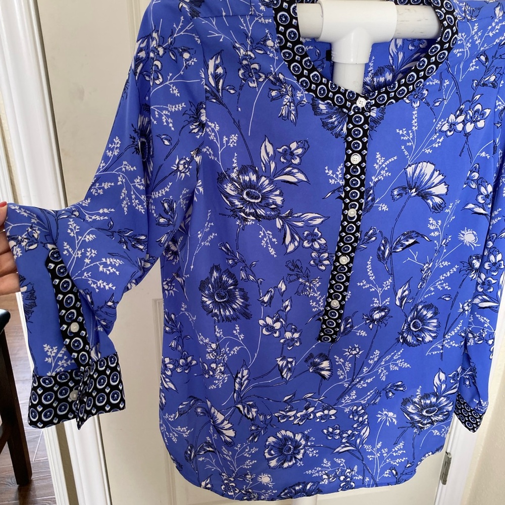 Talbots Blue Floral Blouse with Black Accents Beautiful blouse!